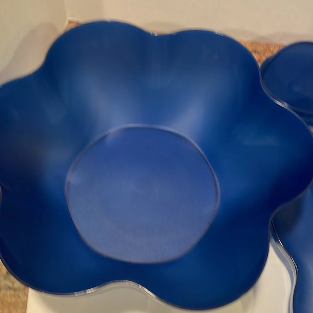 Tupperware Chip ‘n Dip bowl set